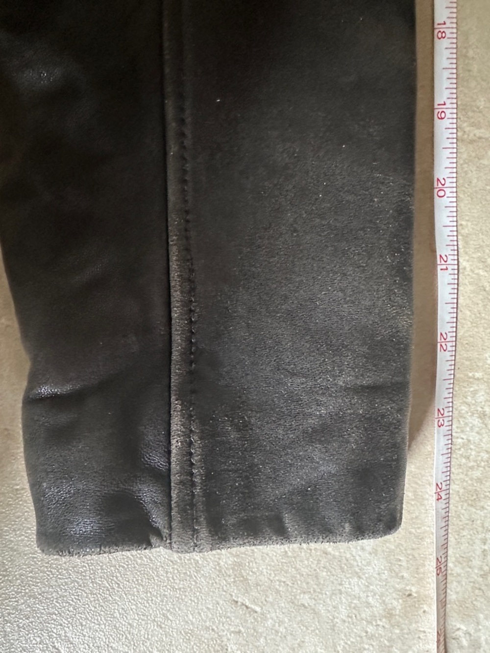 Liz Claiborne Classic Black Leather Jacket - Picture 5 of 16